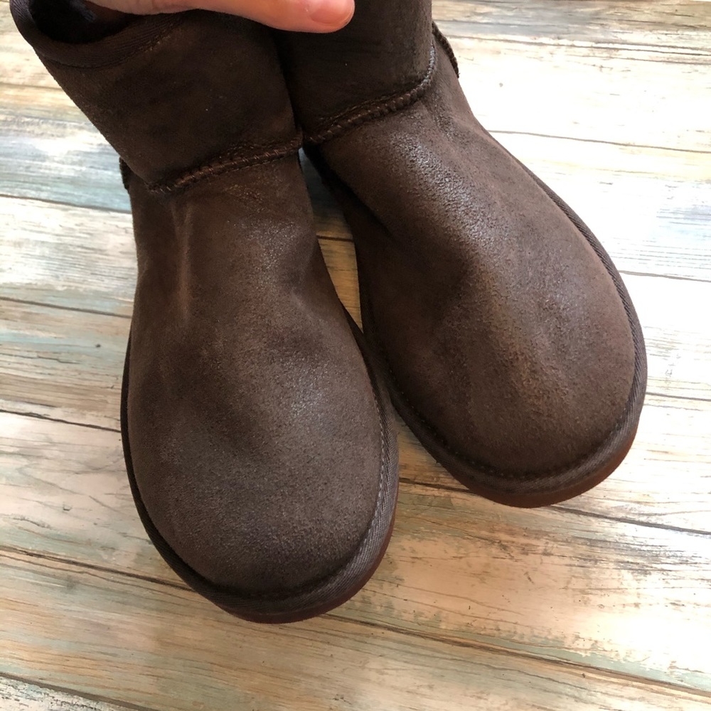 Ugg CLASSIC MINI BOMBER BOOT  men’s shoes - Picture 5 of 8